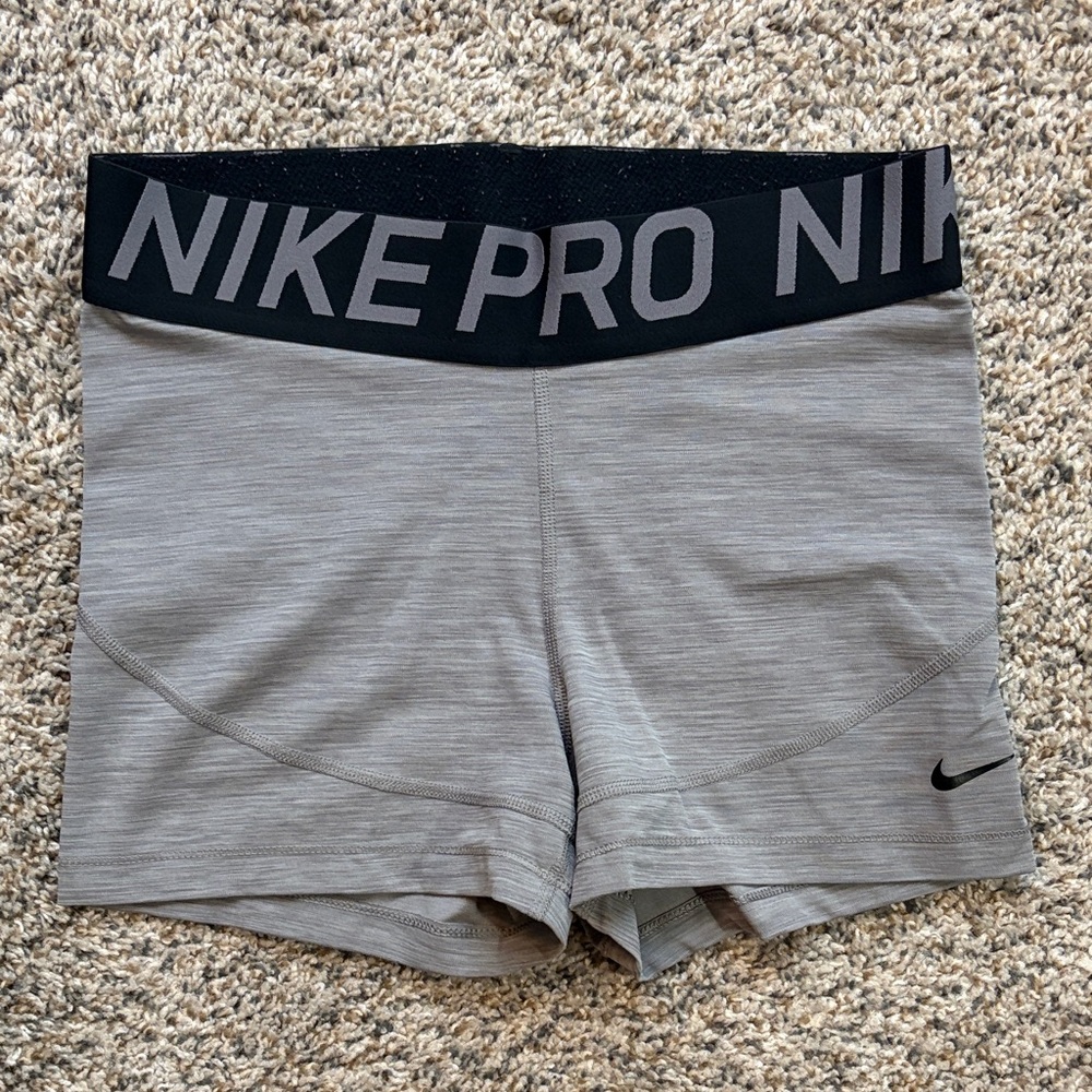 Nike Pro Women's Athletic Heather Gray